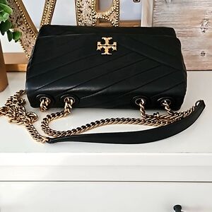 Tory Burch EUC $548 Retail Quilted 2Way  Leather Bag with Original Chain